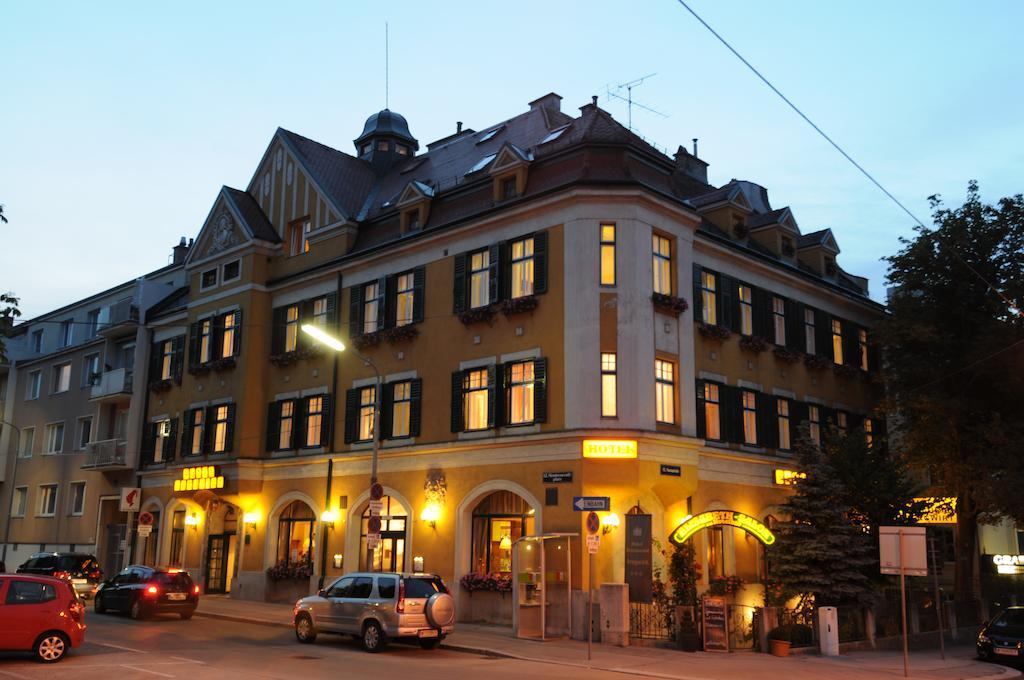 Hotel Bergwirt Schoenbrunn Vienne Extérieur photo