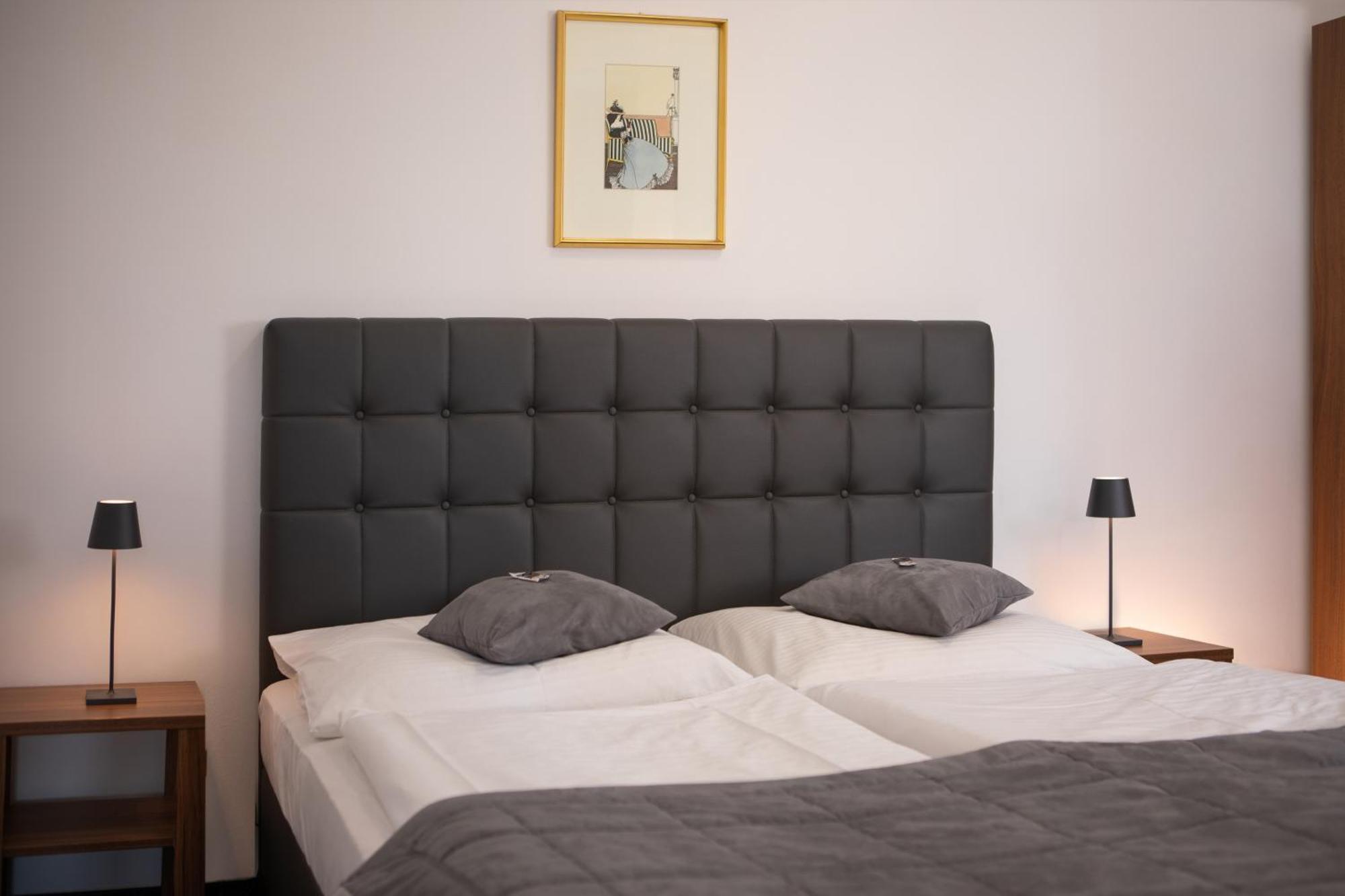 Hotel Bergwirt Schoenbrunn Vienne Extérieur photo