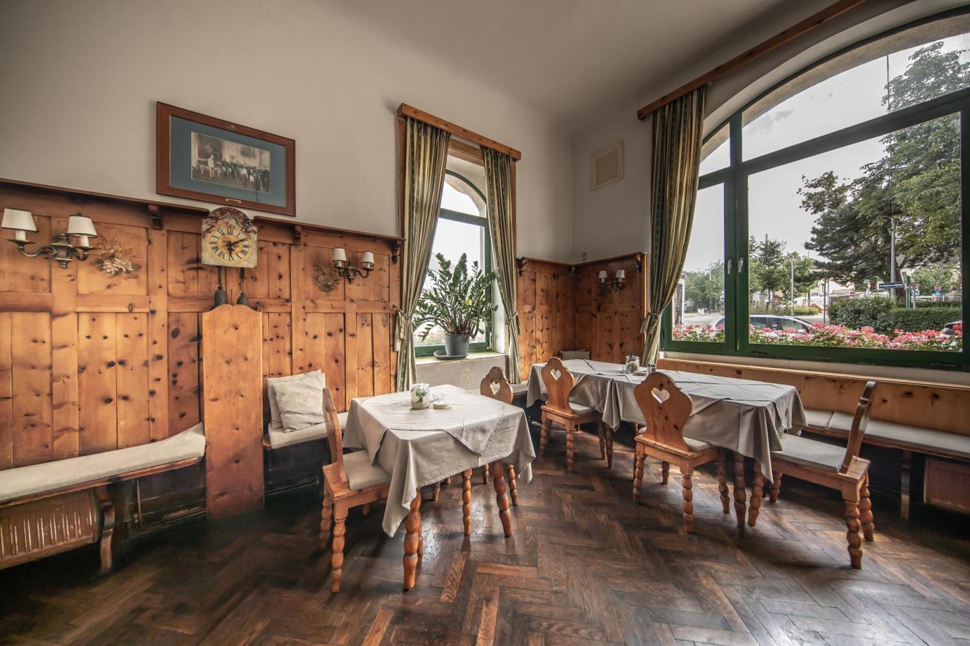 Hotel Bergwirt Schoenbrunn Vienne Extérieur photo